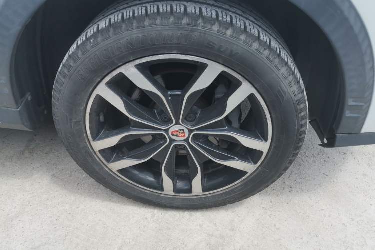 Used Roewe RX5 2017 20T Two-Wheel Drive Automatic Internet Elite Edition