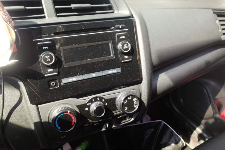 Used Honda Fit 2016 1.5L LXS CVT Comfort Sunroof Version
