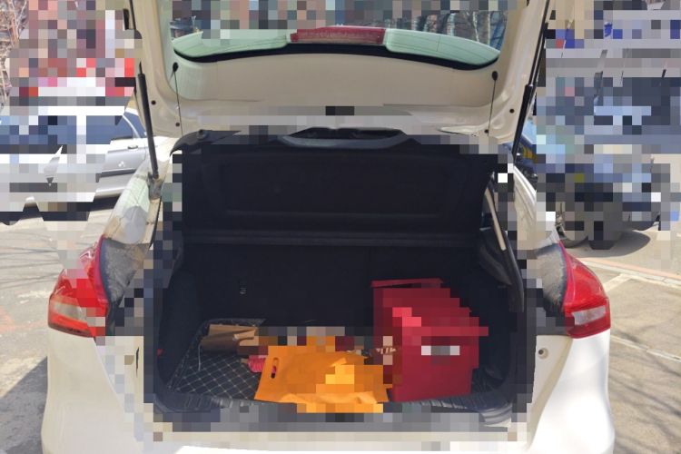 Used Ford Focus 2018 Hatchback Classic EcoBoost 180 Automatic Elite Model Trunk