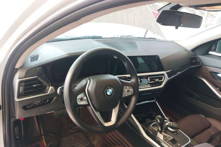 Used BMW 3 Series 2020 320i Sport Package