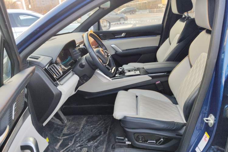 Used BYD Tang New Energy 2022 EV 635 km All-Wheel-Drive Flagship Model