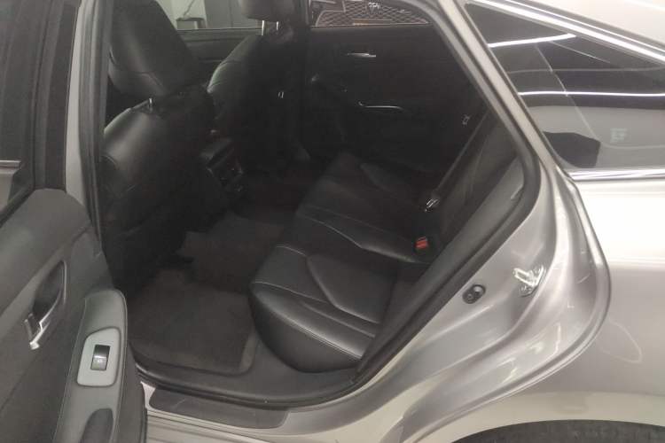 Used Toyota Avalon 2022 2.5L Luxury Edition