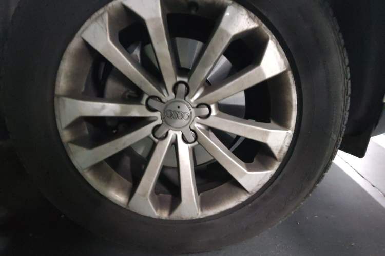 Used Audi Q5 2013 40 TFSI Ambition Exterior 7