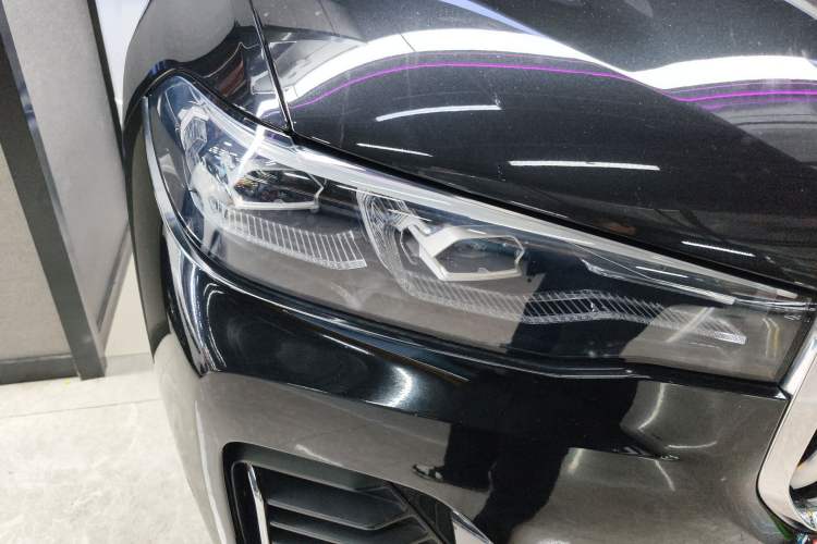 Used BMW X7 2020 xDrive40i Luxury Package with Leading Features