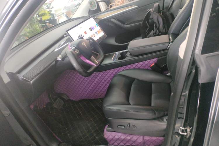 Used Tesla Model Y 2021 Long-Range All-Wheel-Drive Version 3D7