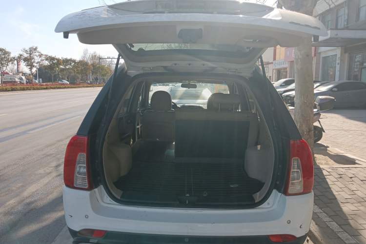 Used Kia Sportage 2013 2.0L Manual Two-Wheel Drive GL Trim