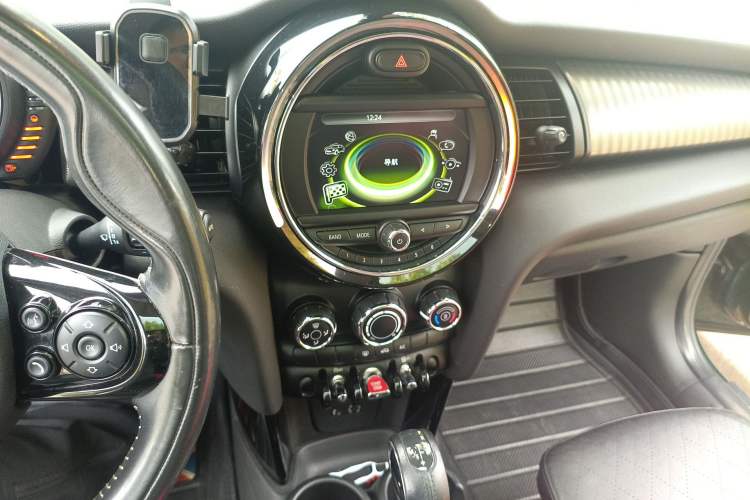 Used MINI 2016 1.5T COOPER Performance Edition
