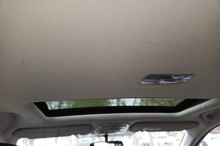 Used Haval H6 2016 Upgraded Model 1.5T Automatic Two-Wheel Drive Elite Version
