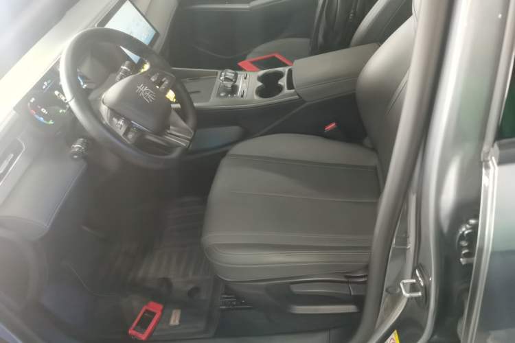 Used BYD Qin PLUS 2025 DM-i Smart Drive 55KM Leading Model
