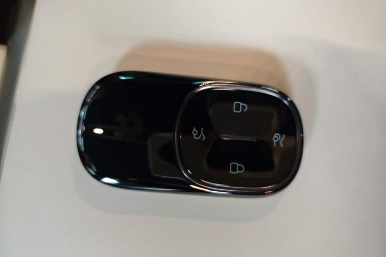 Used Nio ET9 2025 100kWh Signature Edition Vehicle Key