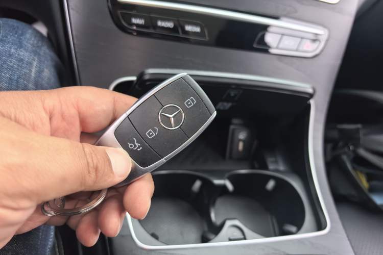 Used Mercedes-Benz C-Class 2020 C 260 L Sport Edition Vehicle Key