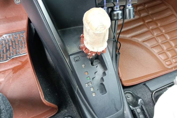 Used Toyota YARiS L Zhi Xuan 2014 1.3E Automatic Charm Edition