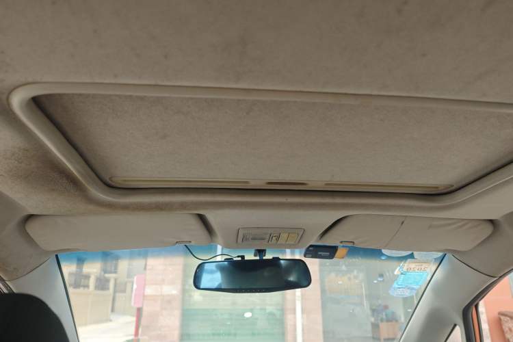 Used Changan CX20 2014 1.4L IMT Sunroof Navigation Version China V Standard
