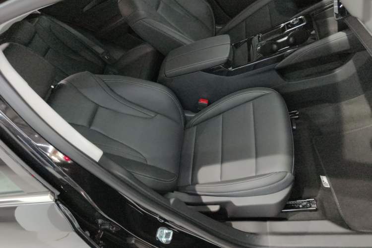 Used Buick Envision 2025 25T Platinum Edition