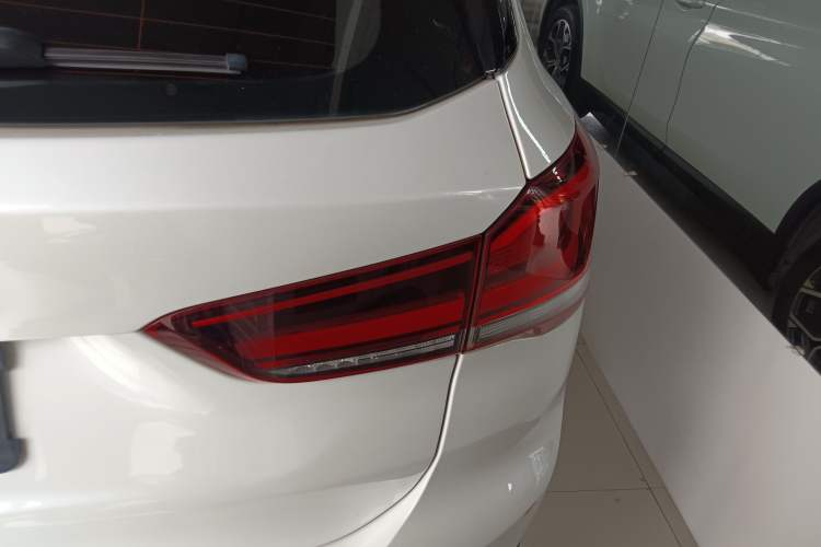 Used BMW X1 2020 sDrive25Li Leading Model
