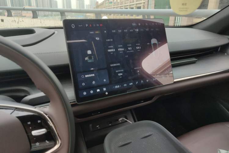 Used CHANGAN NEVO A07 2025 All-Electric "Real Bargain" 525 Luxury Model
