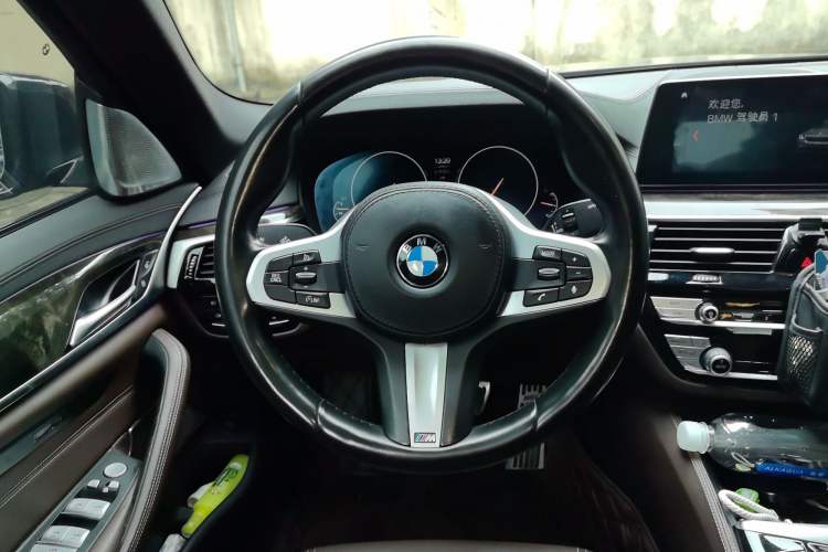 Used BMW 5 Series 2019 525Li M Sport Package Steering Wheel