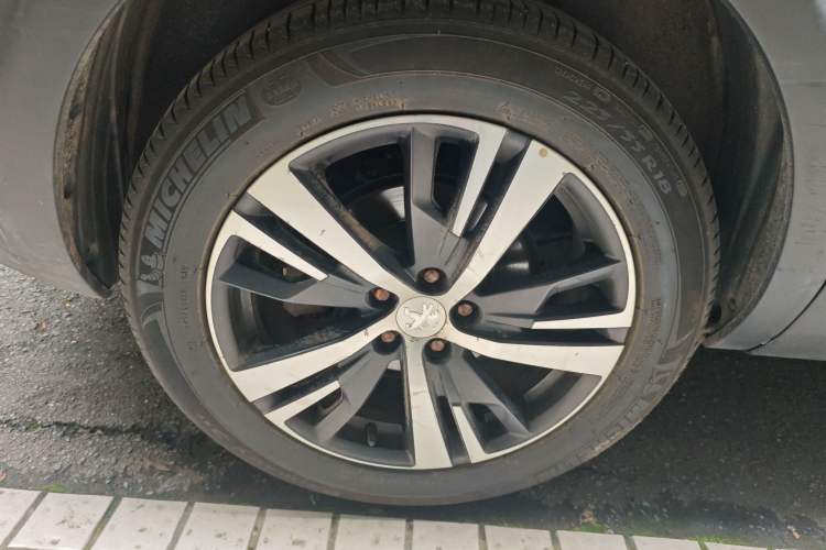 Used Peugeot 5008 2019 400THP 5-Seat Elite Edition Right Rear Wheel Hub