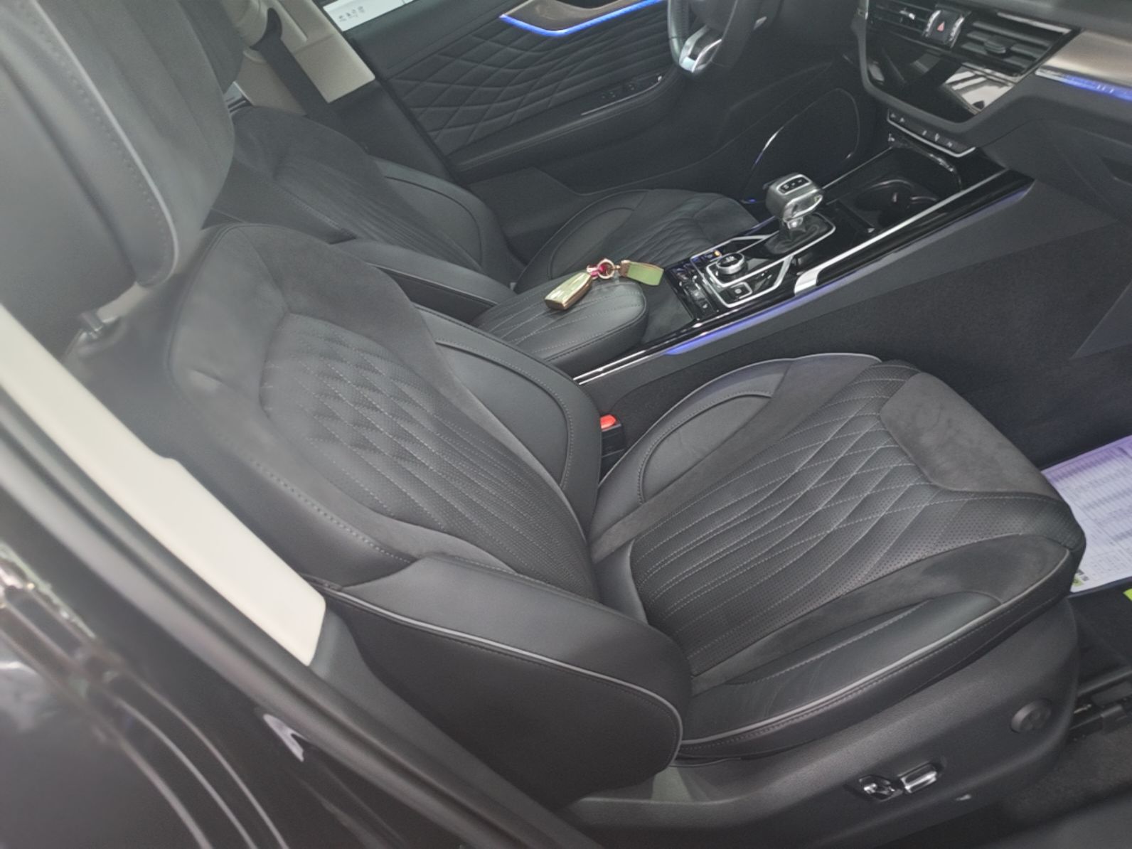 Hongqi HS5 2022 Revised Version 2.0T Smart Connect Flagship Edition — снимка 19