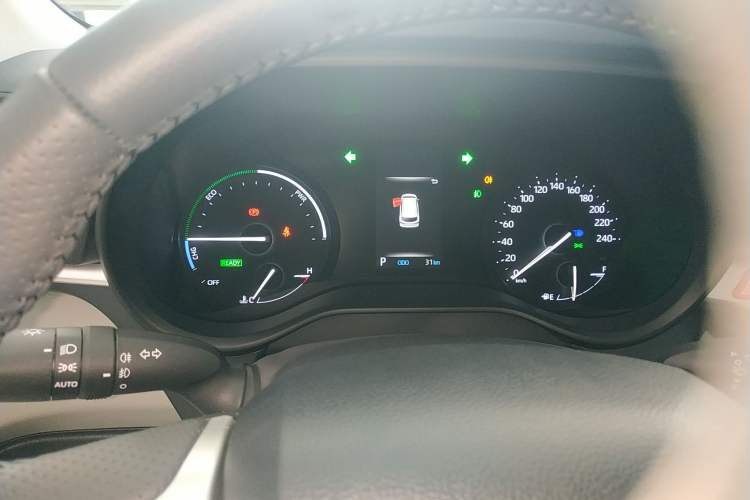 Used Toyota SIENNA 2026 Model 2.5L Dual-Engine Two-Wheel-Drive Comfort Edition Instrument Cluster