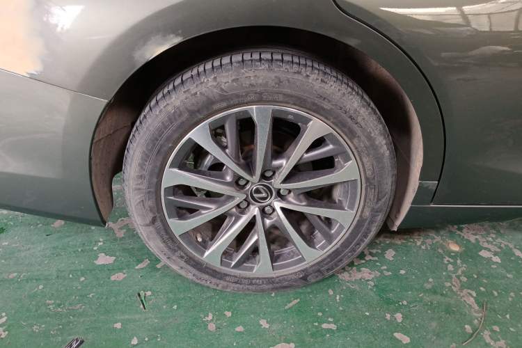 Used Lexus ES 2022 200 Excellence Edition