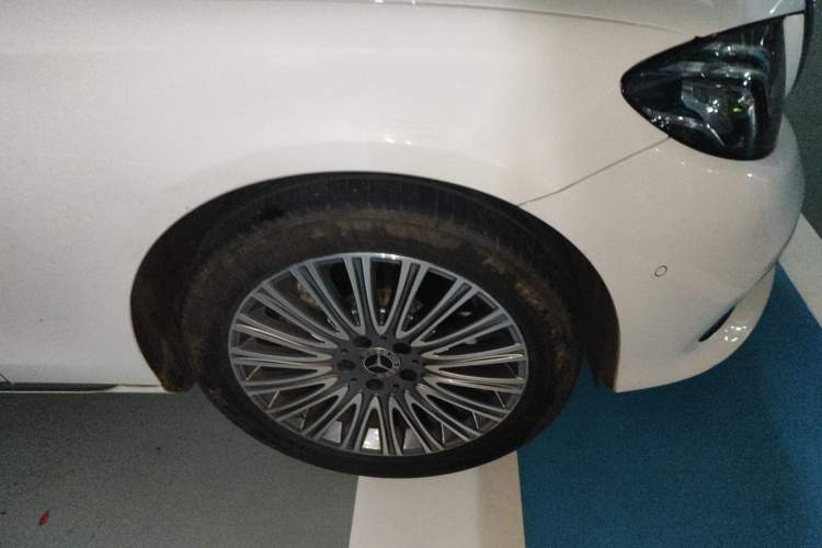 Used Mercedes-Benz E-Class 2020 E 300 L Stylish Model
