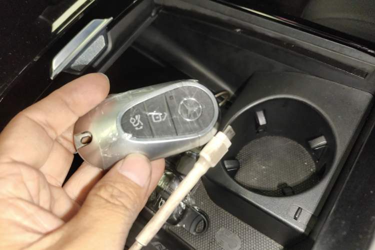 Used Mercedes-Benz EQE 2022 350 Luxury Edition Vehicle Key