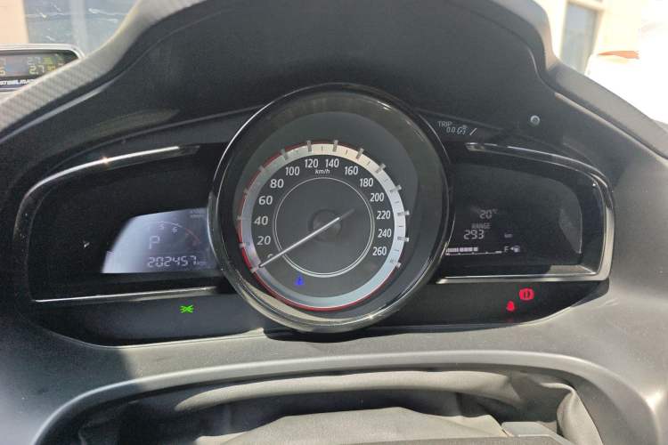 Used Mazda 3 Axela 2016 Hatchback 2.0L Automatic Sport Model
