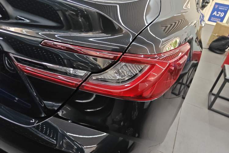 Used Toyota Camry 2024 2.0 GVP Luxury Edition Exterior 3