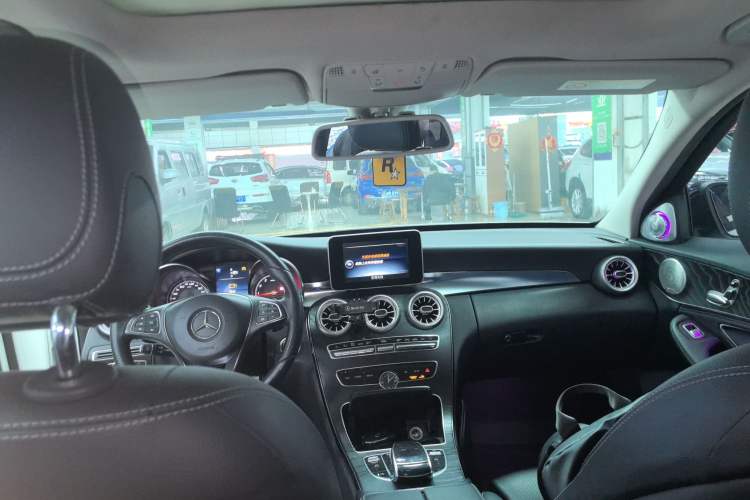 Used Mercedes-Benz C-Class 2015 C 200 station wagon