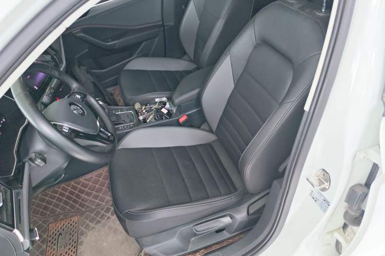 Used Volkswagen Sagitar 2021 280TSI DSG Excellence Edition Left Front Seat