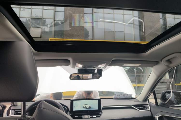 Used Toyota Wildlander 2023 Dual-Motor 2.5L E-CVT Two-Wheel Drive Luxury PLUS Edition Headliner