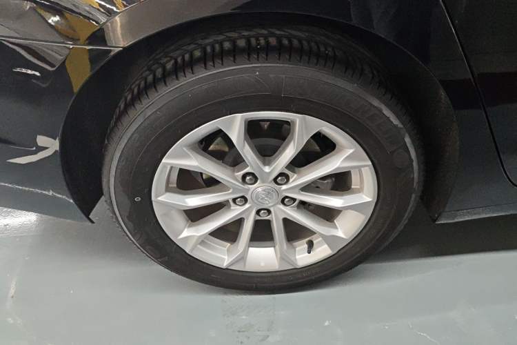 Used Buick LaCrosse 2022 552T Luxury Version