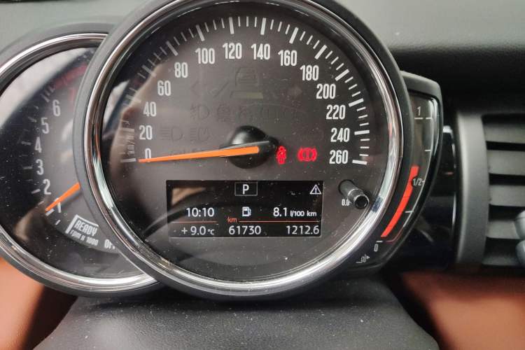 Used MINI MINI 2018 1.5T COOPER Color Edition Five-Door Model
