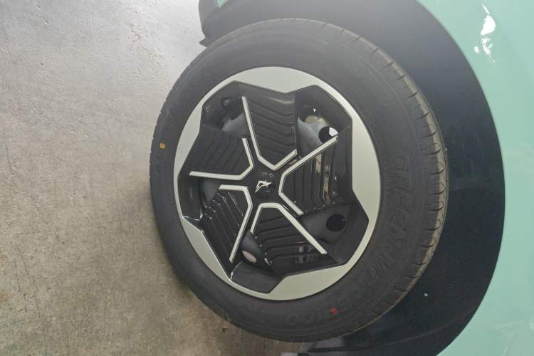 Used Cowin October 2023 201km Wave Rider Edition