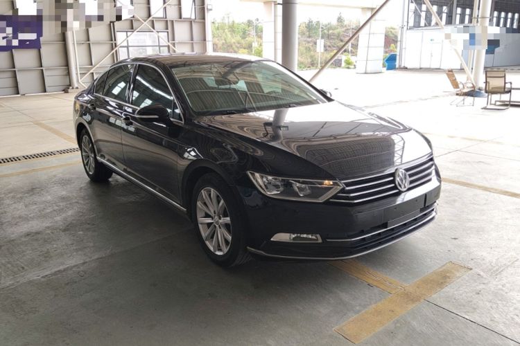 Used Volkswagen Magotan 2017 330TSI DSG Leading Model Exterior 1