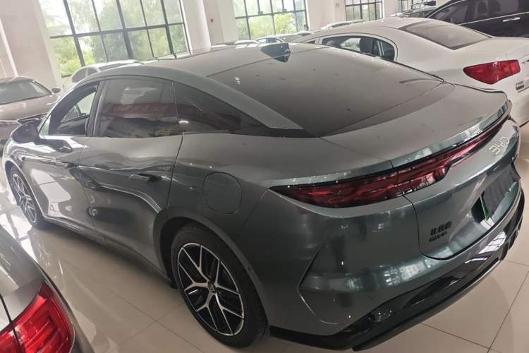 Used BYD Han L 2025 DM-p Four-Wheel-Drive LiDAR Flagship Model Left Side