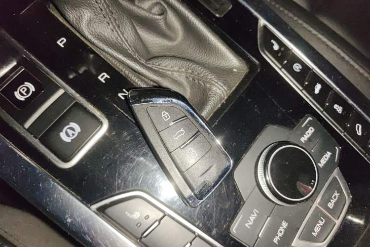 Used Haval H7 2016 Blue-Label H7 2.0T Automatic Luxury Model