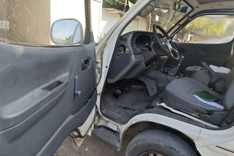 Used Jinbei Hiace 2014 2.0L Fifth-Generation Xiangyun Comfort Type 1 4G20C