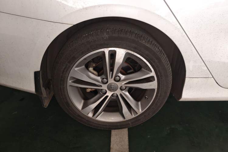 Used Geely Auto Binray 2018 14T CVT Binyi Edition
