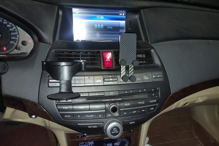 Used Honda Accord 2013 2.4L SE Audio And AC Panel