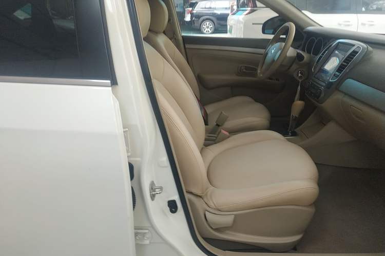 Used Nissan Sylphy 2018 Classic 1.6XE+ CVT Leading Edition Right Front Seat