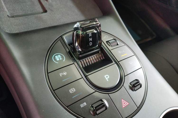 Used BYD Seal 2025 650 Zhihang Edition Gear Lever