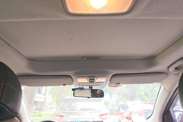 Used Hyundai ix35 2013 2.0L Automatic Two-Wheel Drive Smart GLS China IV Standard Headliner