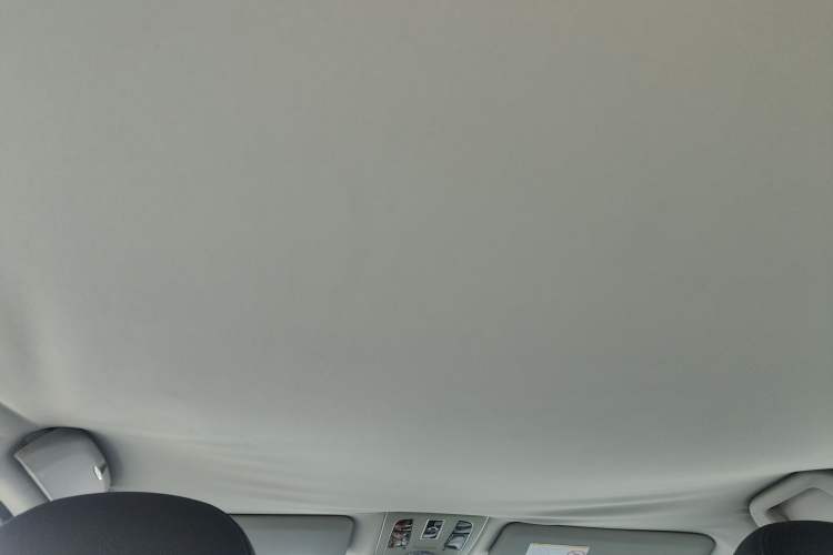 Used Haval H2 2014 1.5T Manual Two-Wheel Drive Elite Edition Headliner