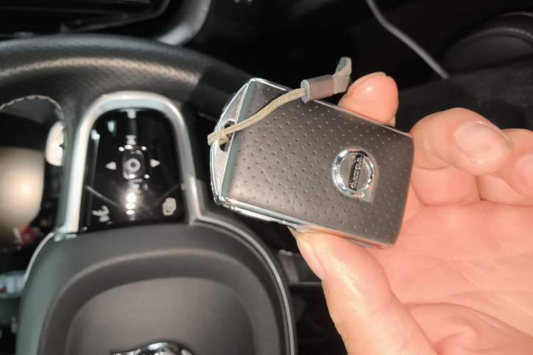 Used Volvo XC60 2018 T5 4x4 Smart & Sporty Edition