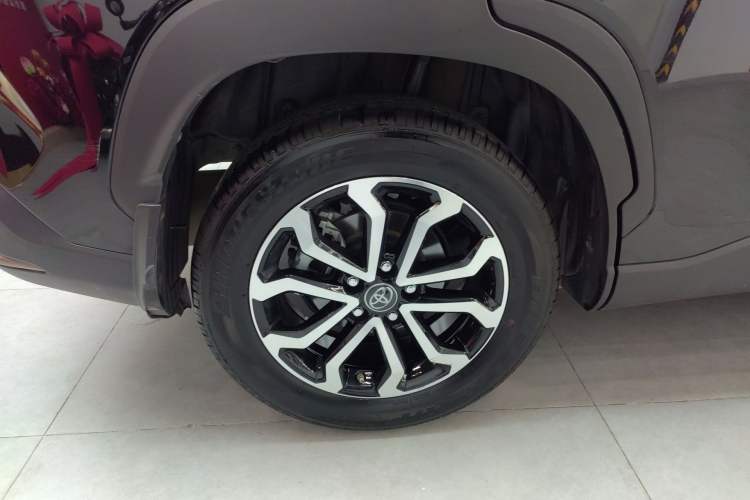 Used Toyota FRONTLANDER 2022 2.0L CVT Luxury Edition Right Rear Wheel Hub