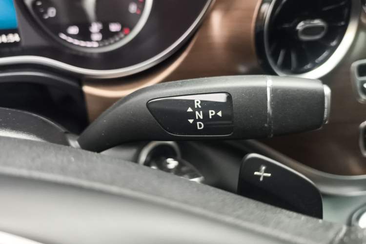 Used Mercedes-Benz V-Class 2020 V 260 Prestige Edition
