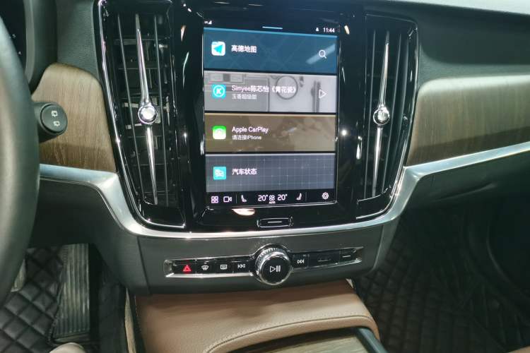 Used Volvo V90 2022 Cross Country B5 AWD Smart Range Edition
