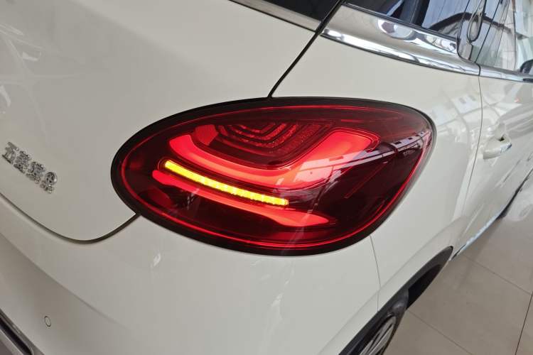 Used Wuling Bingo 2025 333 km Enjoyment Version Right Rear Taillight